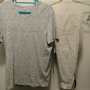 H&M JOGGERS V NECK Brand New